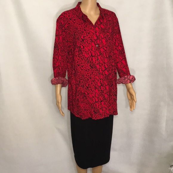 NWT H&M Cool Red & Black Print Tunic Blouse - Picture 2 of 16